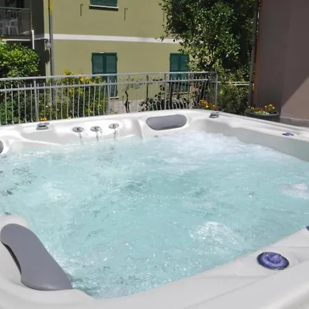 Paradiso Bilocale 103 *